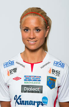 Damfotbollsspelaren Frida Jingblad, Halmia