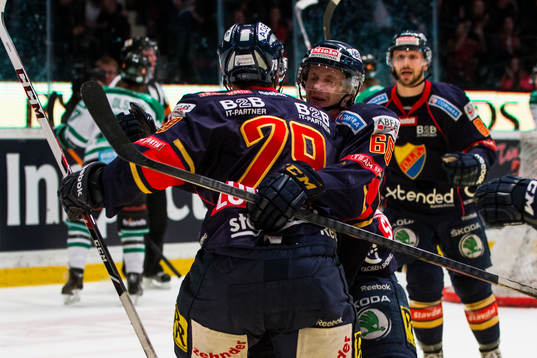 Djurgårdens Emil Lundberg jublar