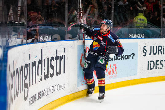 Djurgårdens Jens Jakobs jublar