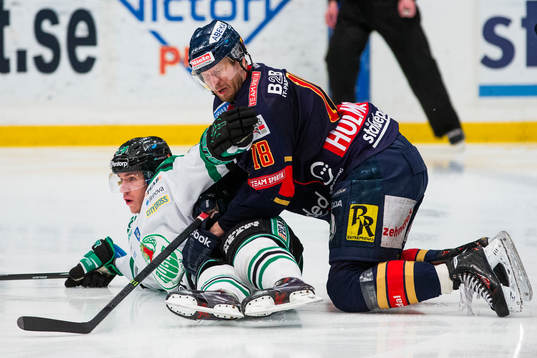 Rögles Jesper Jensen och Djurgårdens Michael Holmqvist