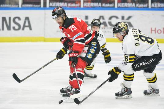 s Oscar Ahlström