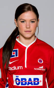 Damfotbollsspelaren Jennie Wecksell, Örebro