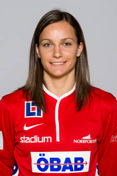Damfotbollsspelaren Lucie Martinkova, Örebro