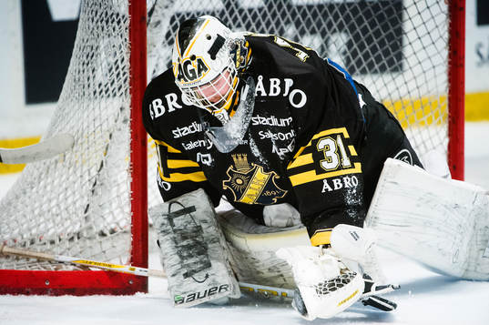 s målvakt Daniel Larsson
