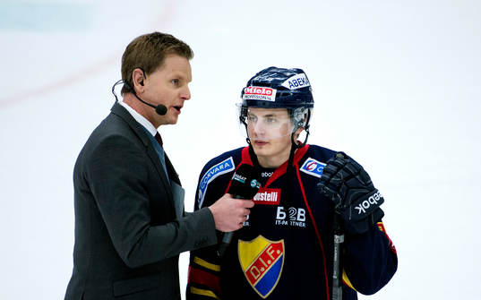 Niklas Jihde på Viasat intervjuar Djurgårdens