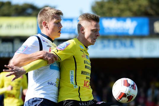 Bläddra bland fler bilder av Fotboll, Allsvenskan, MJällby - Gefle