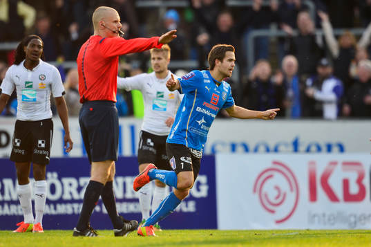 Halmstads Kristinn Steindorsson jublar
