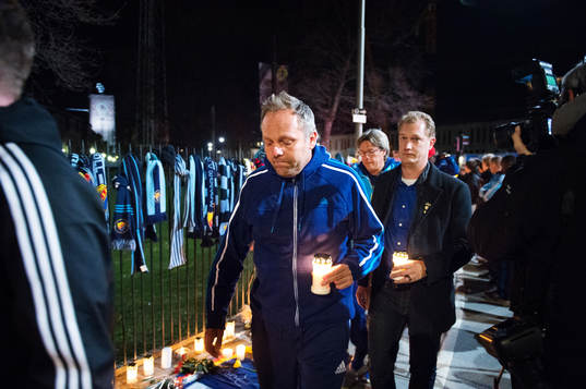 Djurgårdens tränare Anders Johansson och Per Olsson (i