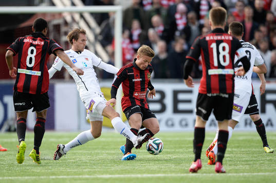 Kalmars Tor Øyvind Hovda och Brommapojkarnas Nicklas