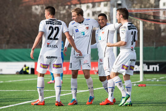 Kalmars Ludvig Öhman jublar