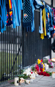 Djurgårdens supportrar sörjer supportern som