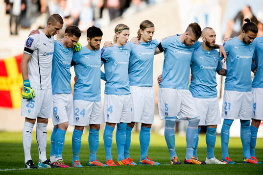Malmö FF håller en tyst minut