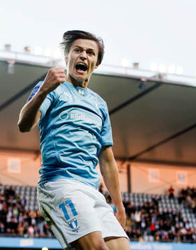 Malmö FFs Simon Thern jublar