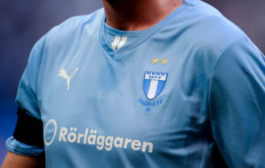 Malmö FF nu med två stjärnor ovanför emblemet