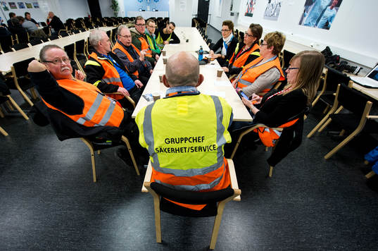 Gruppchefen för säkerhet och service har ett möte innan