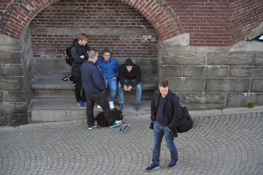 Djurgårdens och Helsingborgs supportrar har lagt tröjor