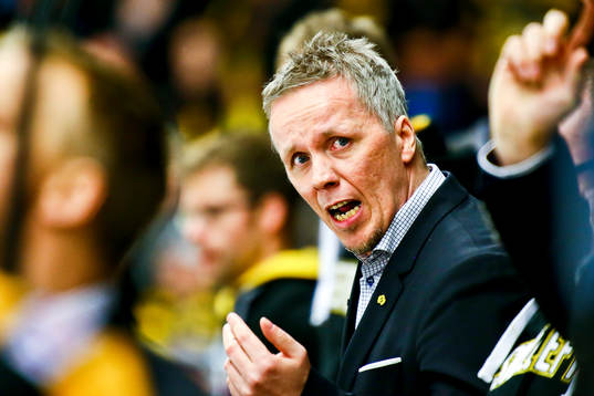 Skellefteås tränare Hans Wallson mot Linköpings