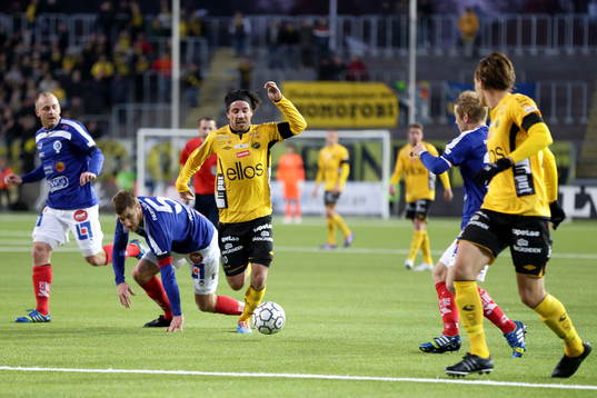 Elfsborgs Mikkel Beckmann med bollen