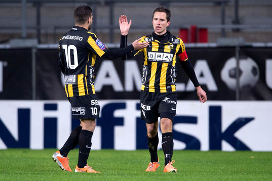 Häckens Martin Ericsson jublar