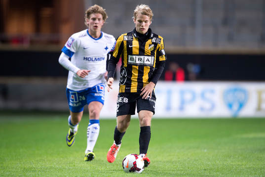 Norrköpings Alexander Fransson och Häckens Oscar Lewicki