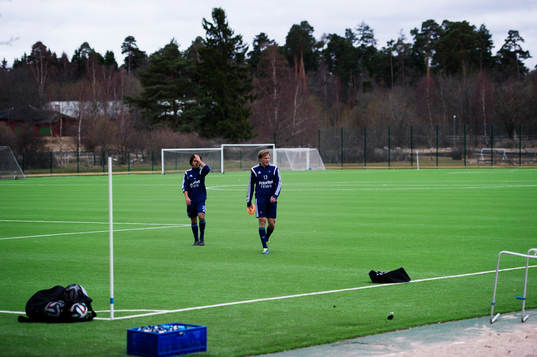Christian Rubio Sivodedov och Emil Bergström går av planen