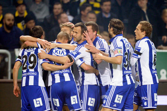 IFK Göteborgs Lasse Vibe jublar