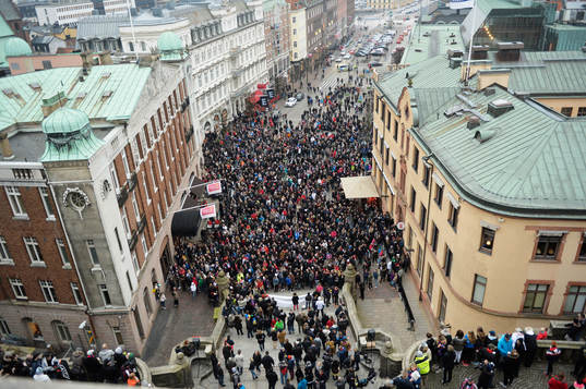 Manifestation på Stortorget i Helsingborg mot