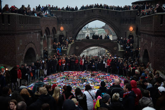 Manifestation på Stortorget i Helsingborg mot