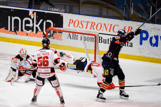 Djurgårdens Michael Holmqvist jublar