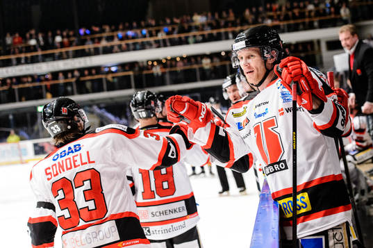 Örebros Brian Willsie jublar