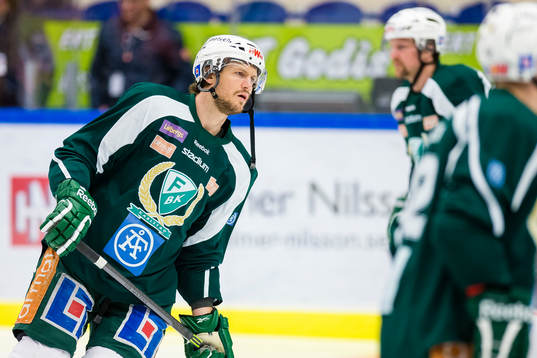 Färjestads Ole-Kristian Tollefsen innan ishockeymatchen i