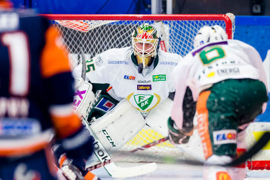 Färjestads målvakt Fredrik Pettersson-Wentzel