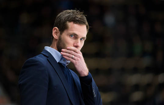 s assisterande tränare Daniel Rudslätt