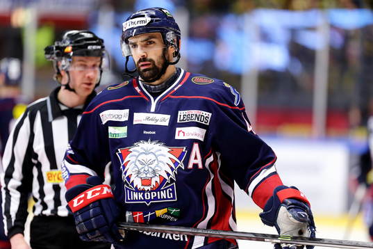 Linköpings Daniel Rahimi utvisad två gånger med