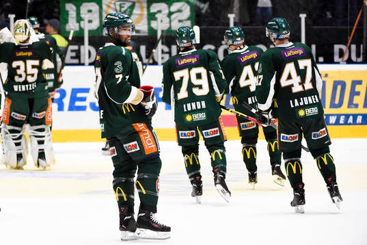 Färjestad lämnar isen