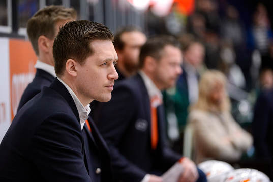 Växjös tränare Sam Hallam