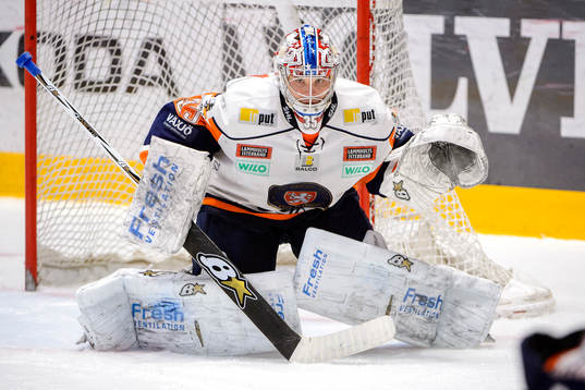 Växjös målvakt Teemu Lassila