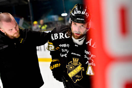 s Daniel Josefsson