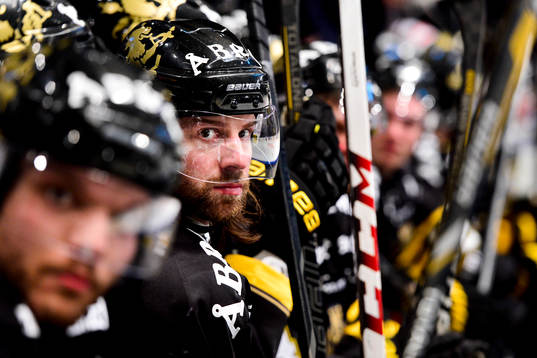s Daniel Josefsson