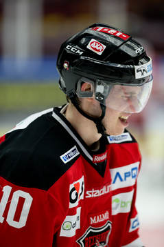 Malmö Redhawks Robin Alvarez har ont