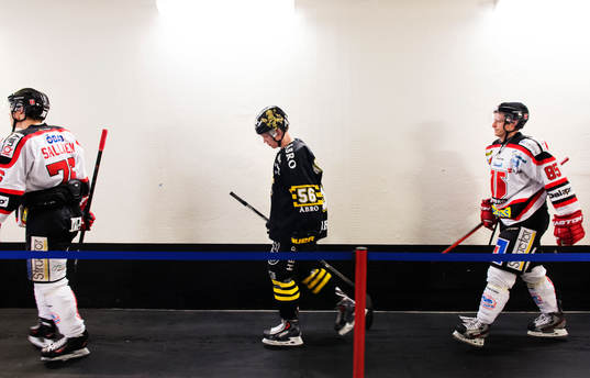 Bläddra bland fler bilder av Ishockey, Kvalserien till SHL, AIK - Örebro