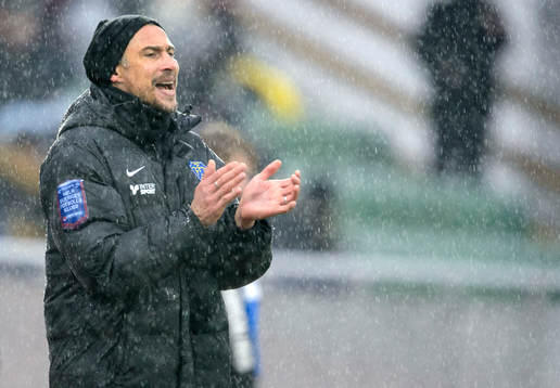 Falkenbergs tränare Henrik Larsson