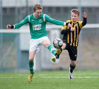 IFK Hässleholms Amel Crnalic i DM-matchen för pojkar