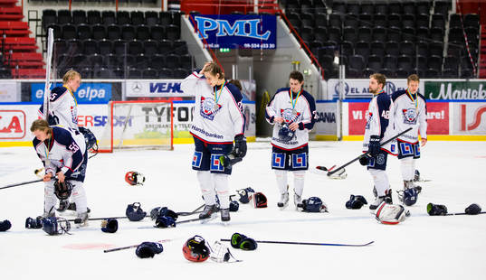 Linköpings spelare ser deppiga ut