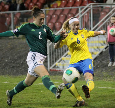 Sara Thunebro and Northern Ireland's Alex Hurst