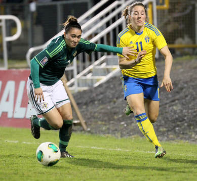 Sweden's Antonia Göransson and Northern Ireland's Alex