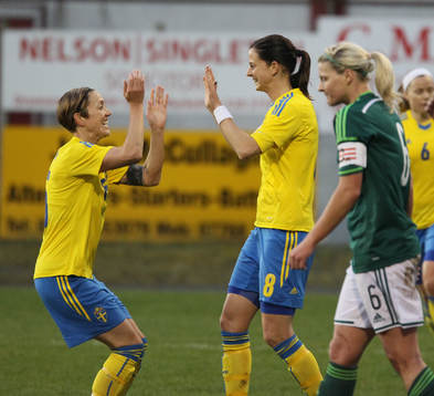 Sweden's Lotta Schelin och Therese Sjögran celebrates her