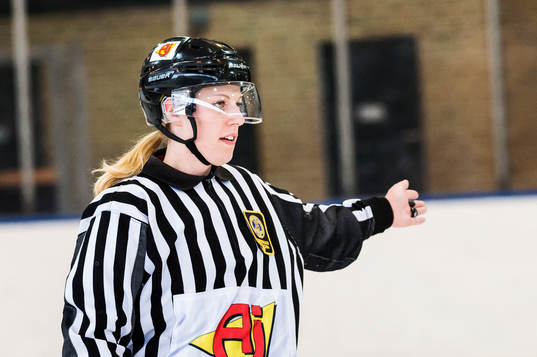 Linjedomare Veronica Johansson