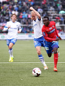 Norrköpings Andreas Johansson och Helsingborgs David Accam