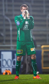 Östers målvakt Oscar Berglund i matchen i Superettan